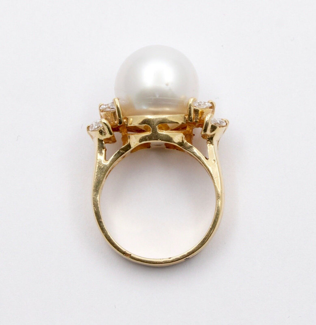 Vintage South Sea Pearl Diamonds 14K Yellow Gold Cocktail Ring