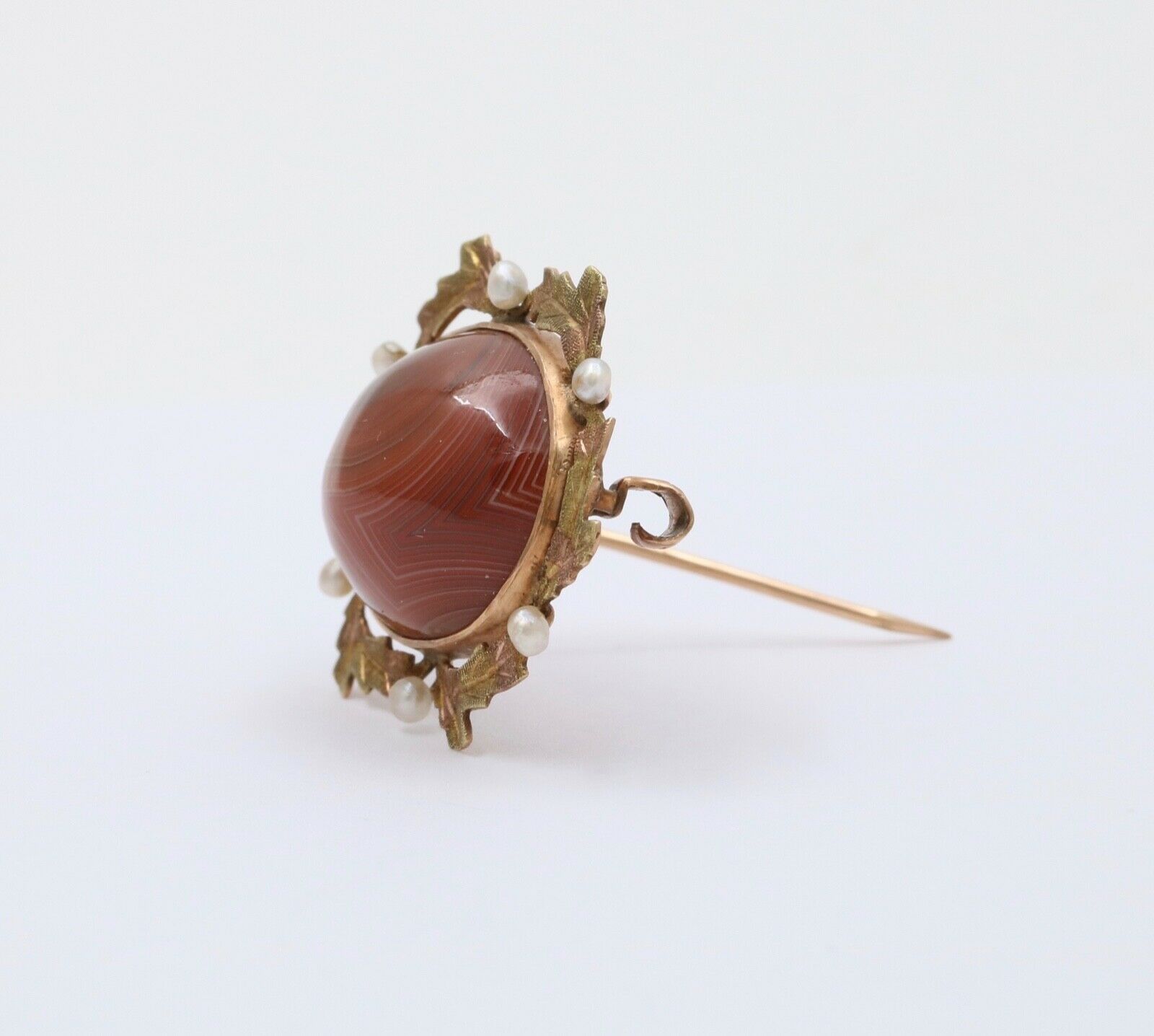 Art Nouveau Agate Seed Pearls 10K Yellow Gold Brooch Pin