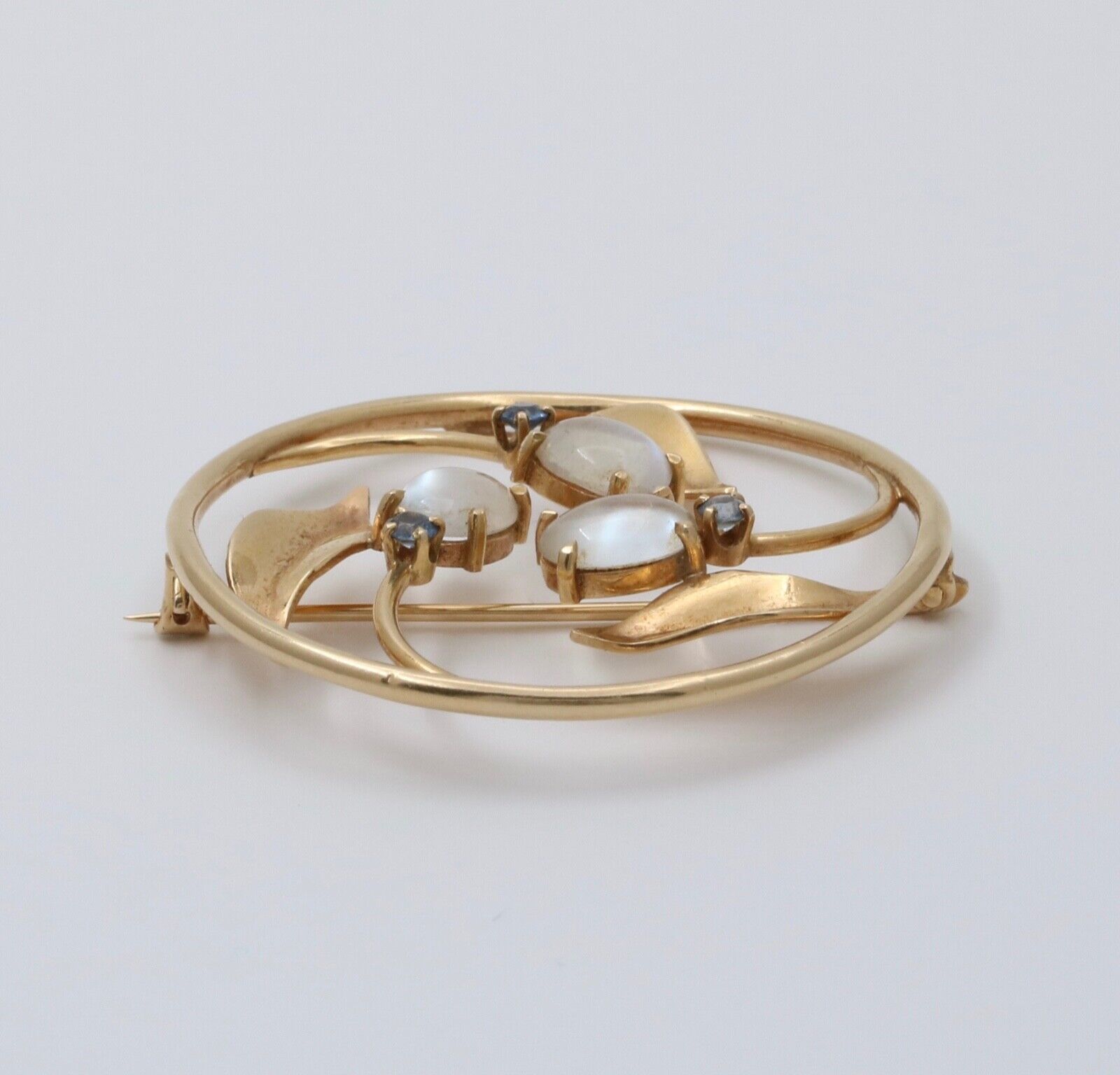 Vintage Moonstones Sapphires 14K YG Flower Brooch