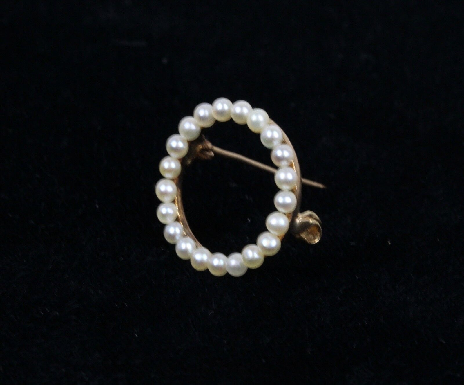 Vintage 14K Yellow Gold Seed Pearl Eternal Circle Pendant Pin