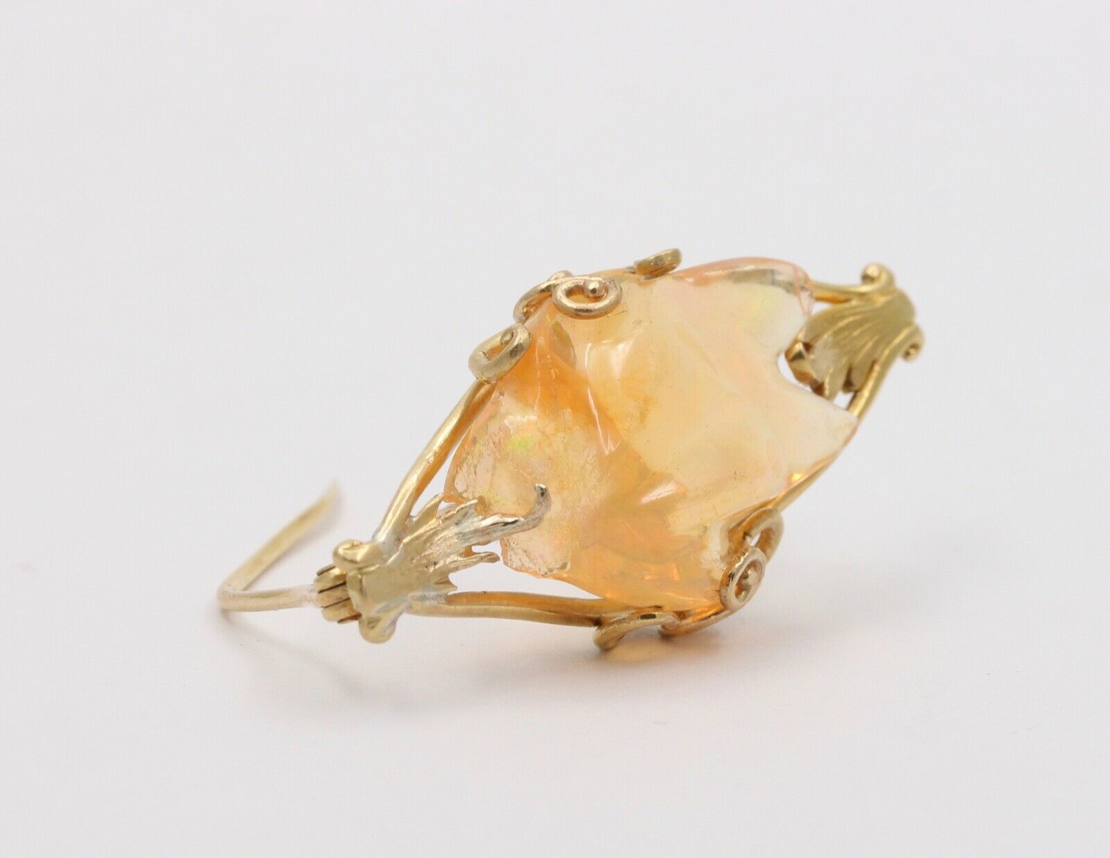 Tiffany and Co. Fire Opal 14K Yellow Gold Vintage Brooch Pin
