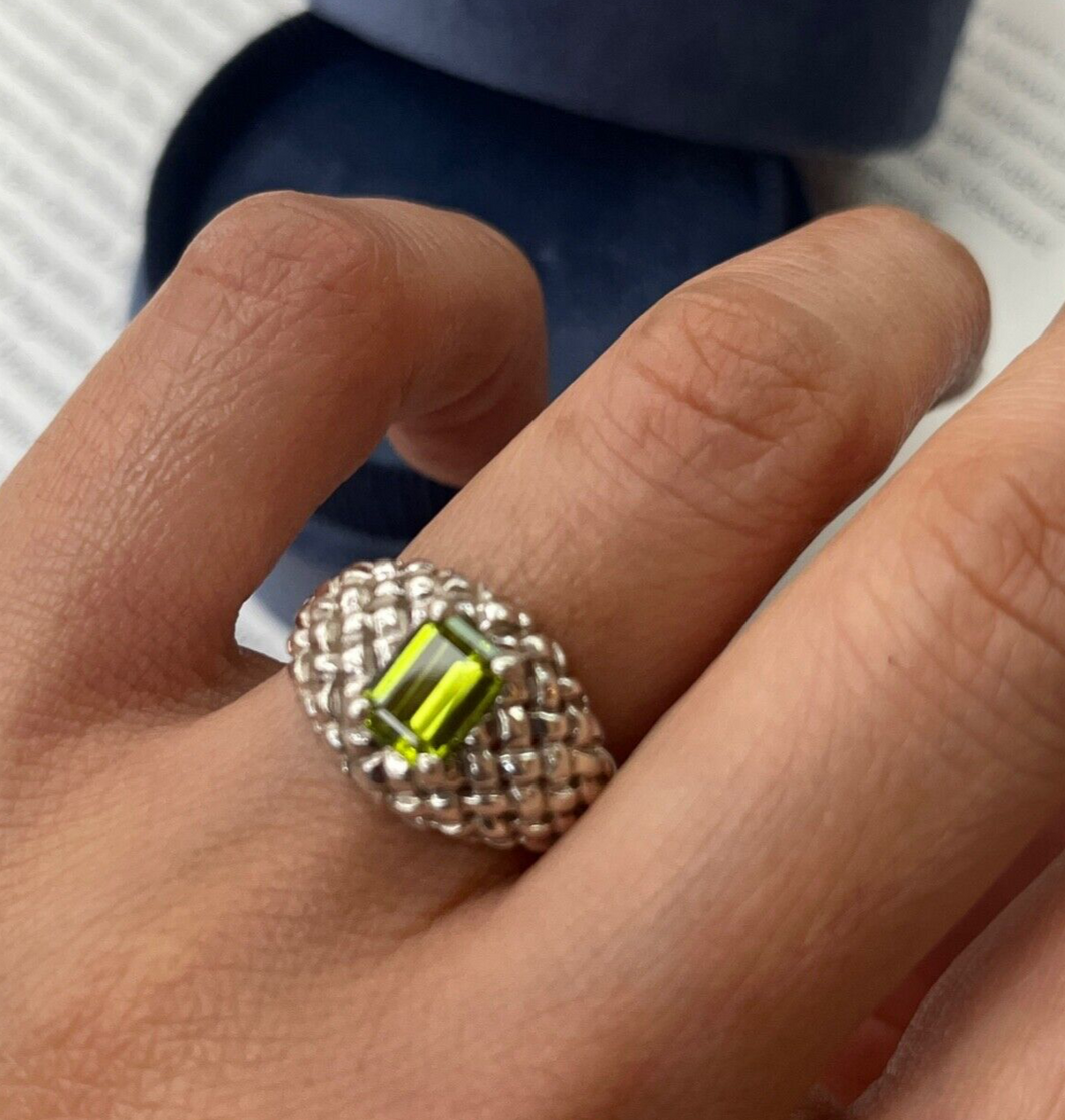 Vintage KABANA Peridot Sterling Silver Ring.