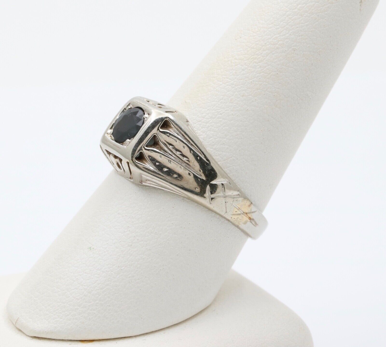 Art Deco Sapphire 14K White Gold Unisex Ring Band