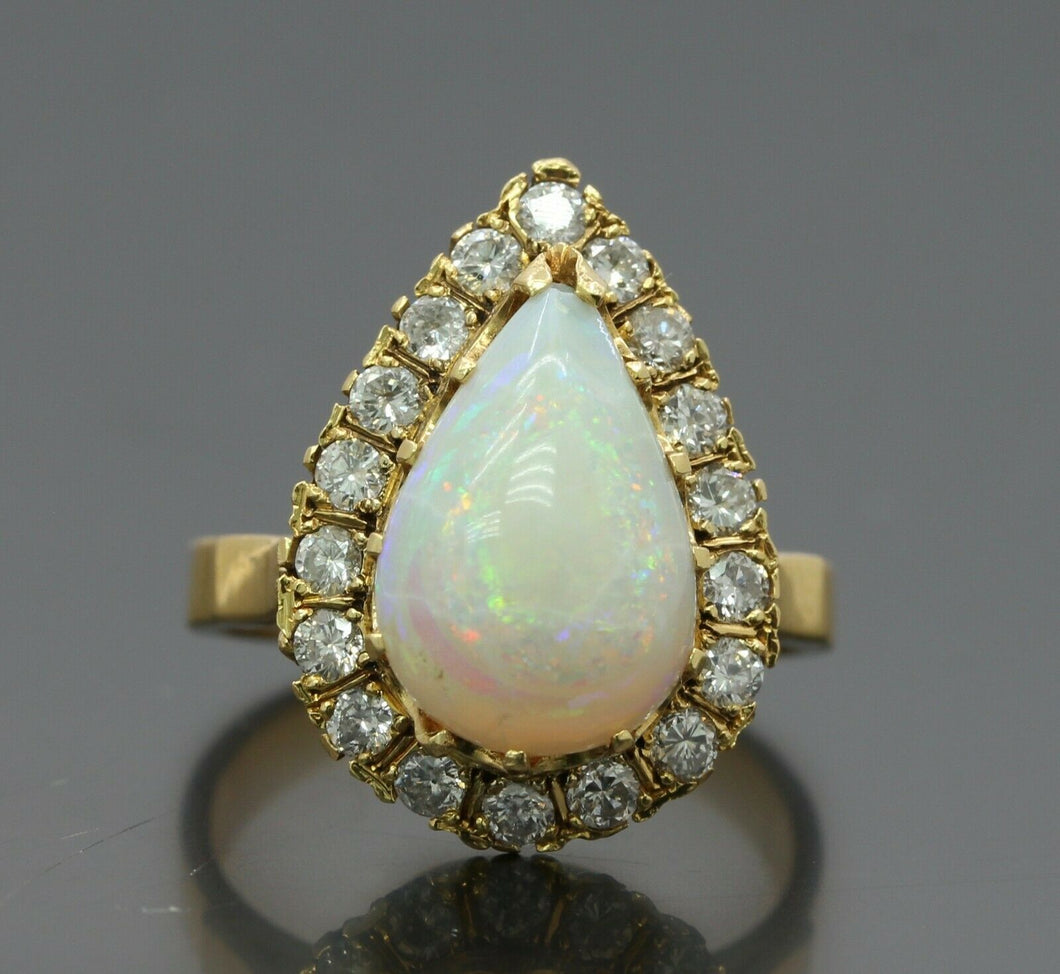 Vintage 18K Yellow Gold Halo Setting Opal Diamond Cocktail Ring