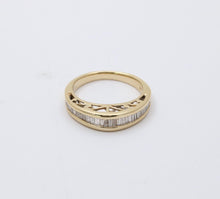 Load image into Gallery viewer, Vintage 14K Gold Diamond Channel Set Ring Band
