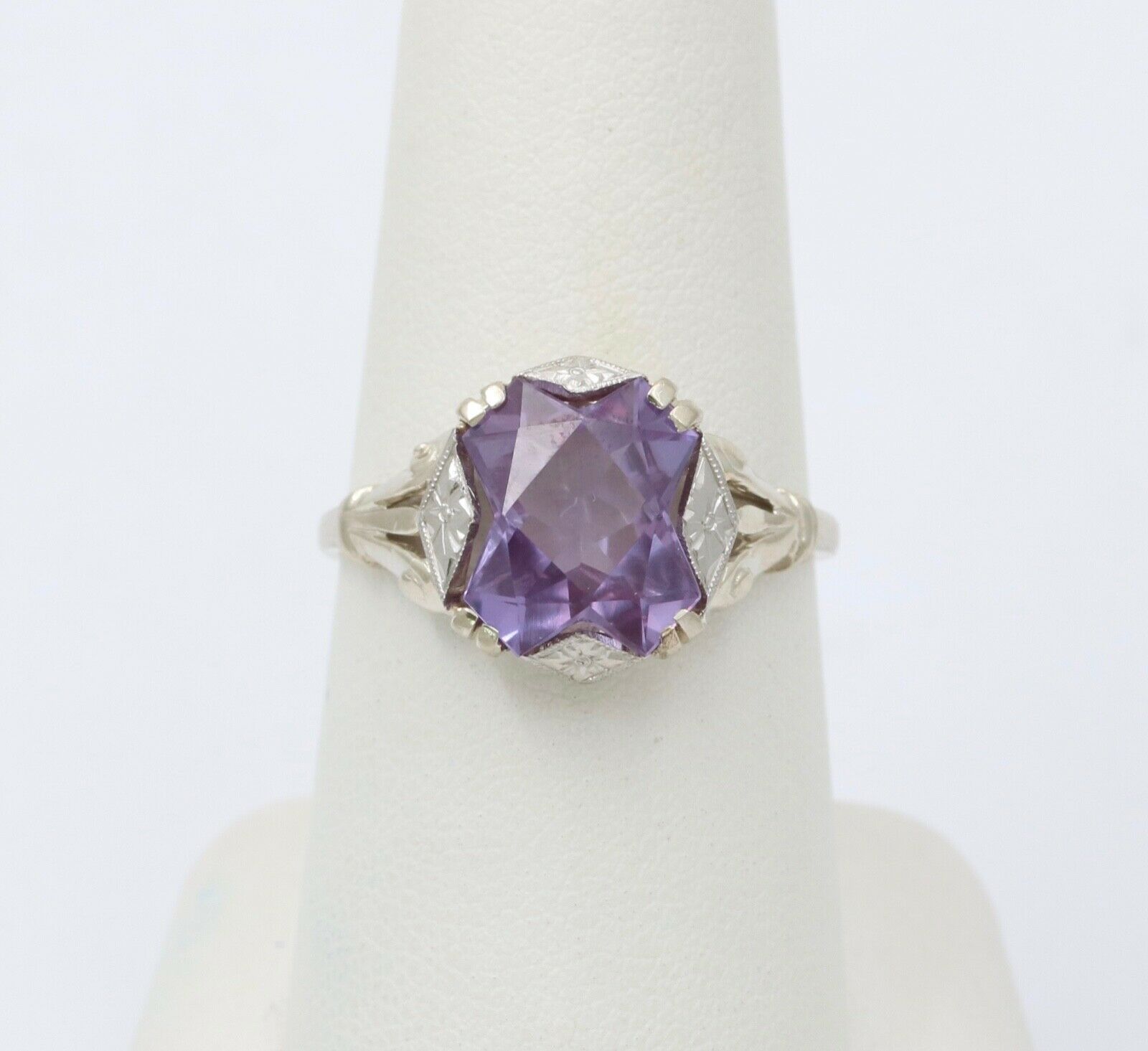 Art Deco Amethyst 14K White Gold Ring