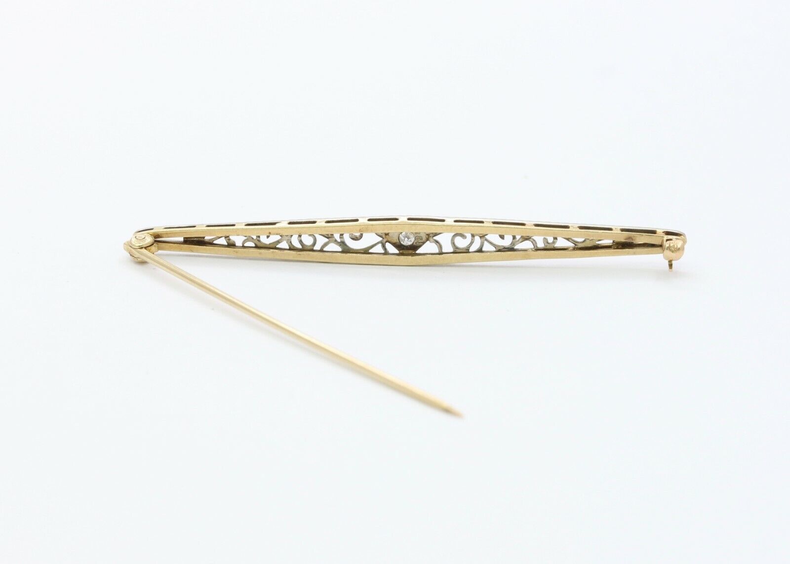 Art Deco 14K White Gold Diamond Filigree Brooch