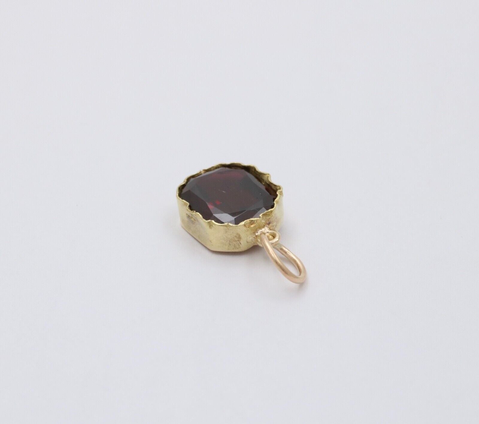 Antique 18K Yellow Gold Rhodolite Garnet Charm Pendant