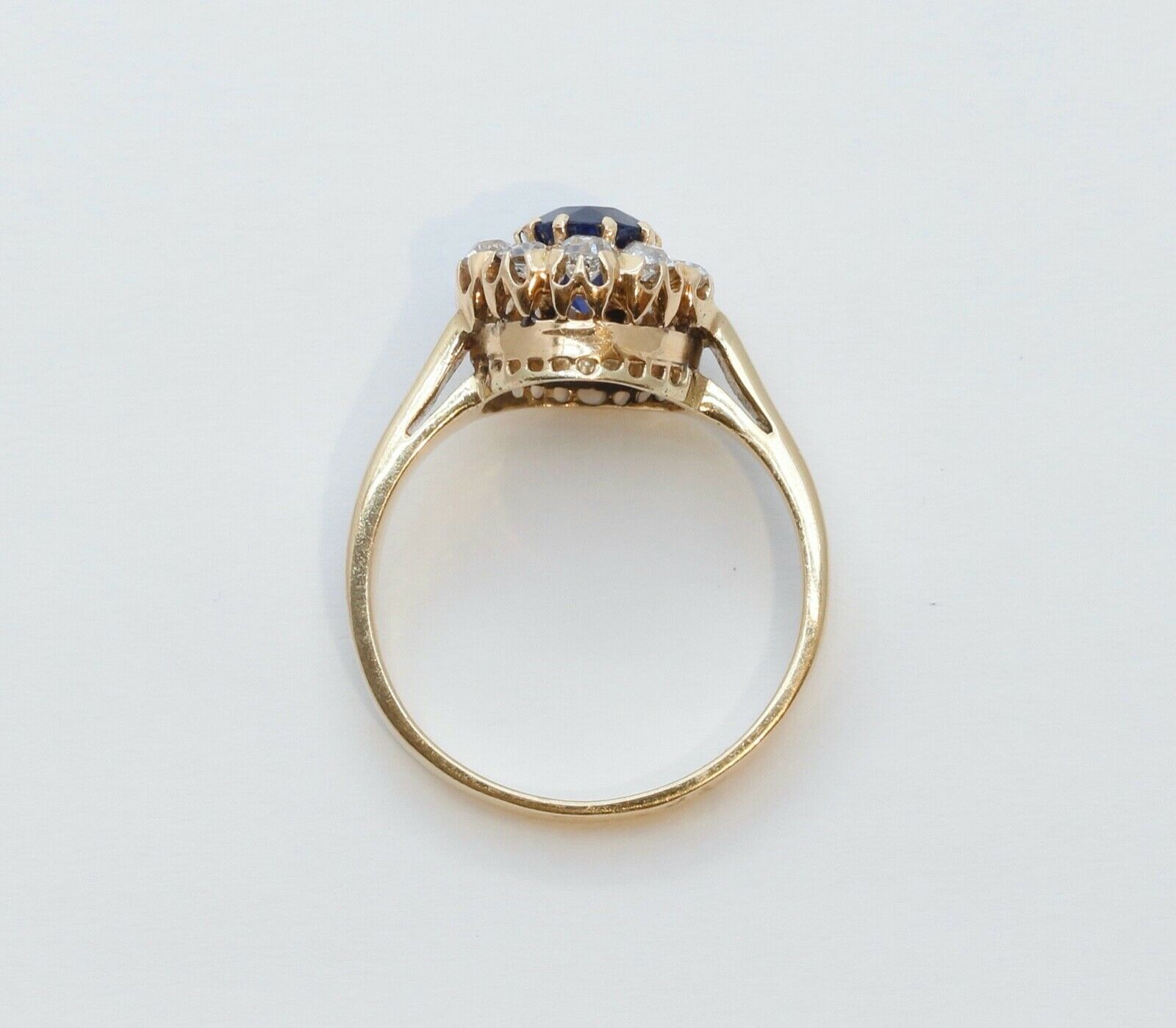 Beautiful Victorian Blue Sapphire Old Miner Cut Diamonds 18K Yellow Gold Ring