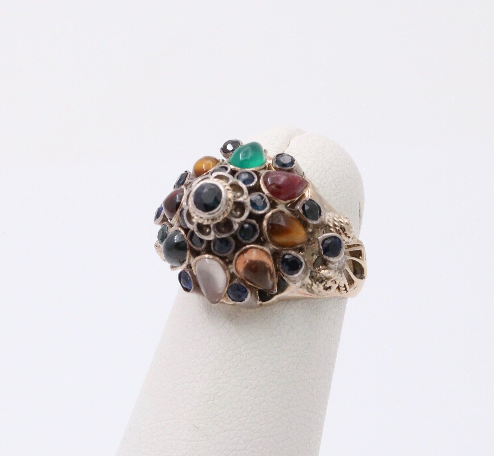 Vintage Multi Color Natural Sapphire, Moonstone,,Tiger eye and Garnet 14K Yellow
