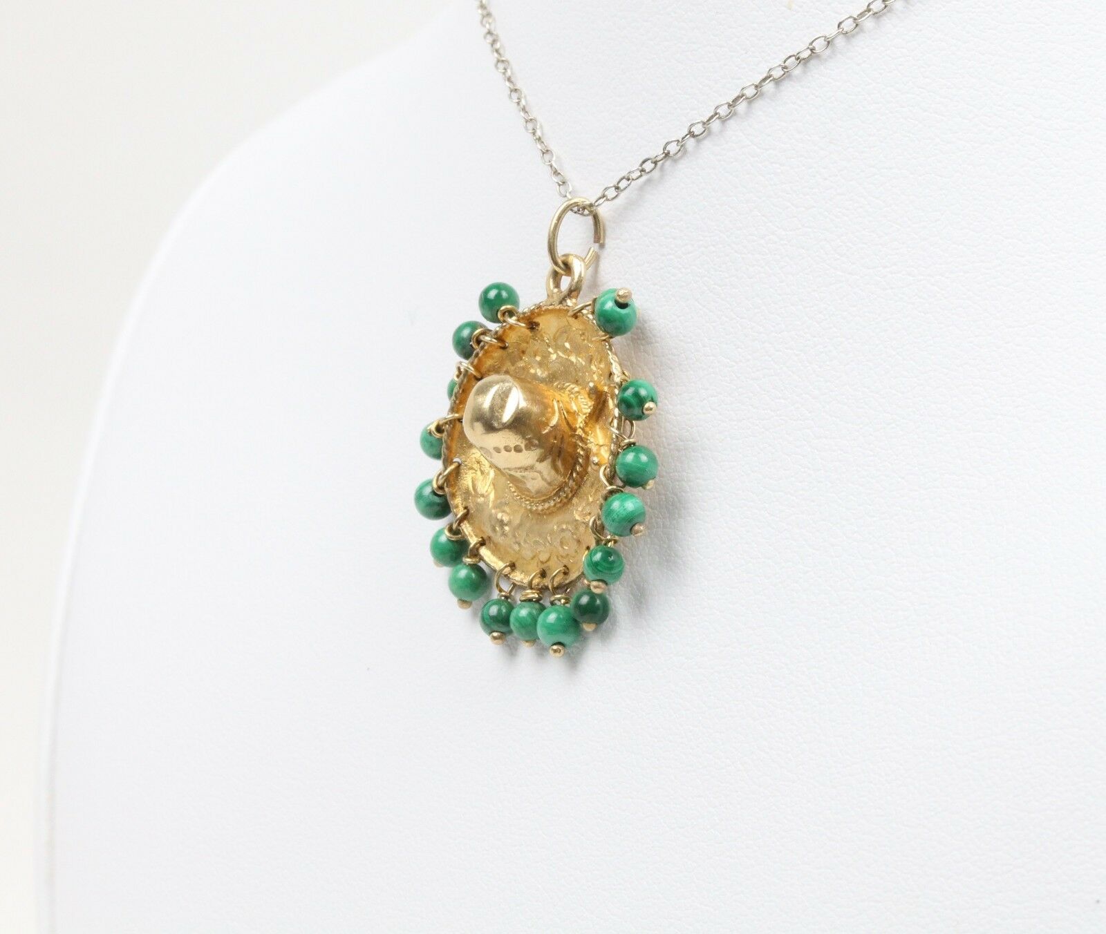 Vintage Sombrero Pendant 14K Yellow Gold Malachite