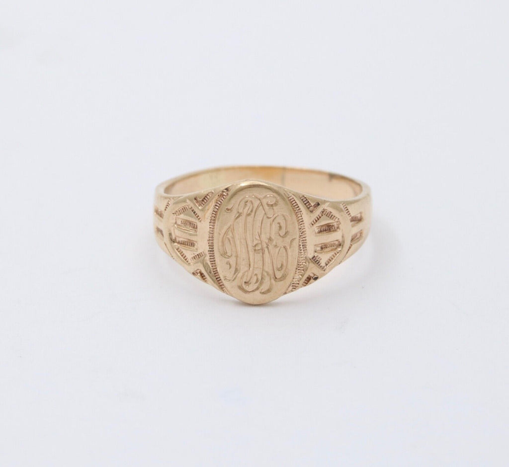 Vintage Signet Carved Engraved 14K Yellow Gold Ring