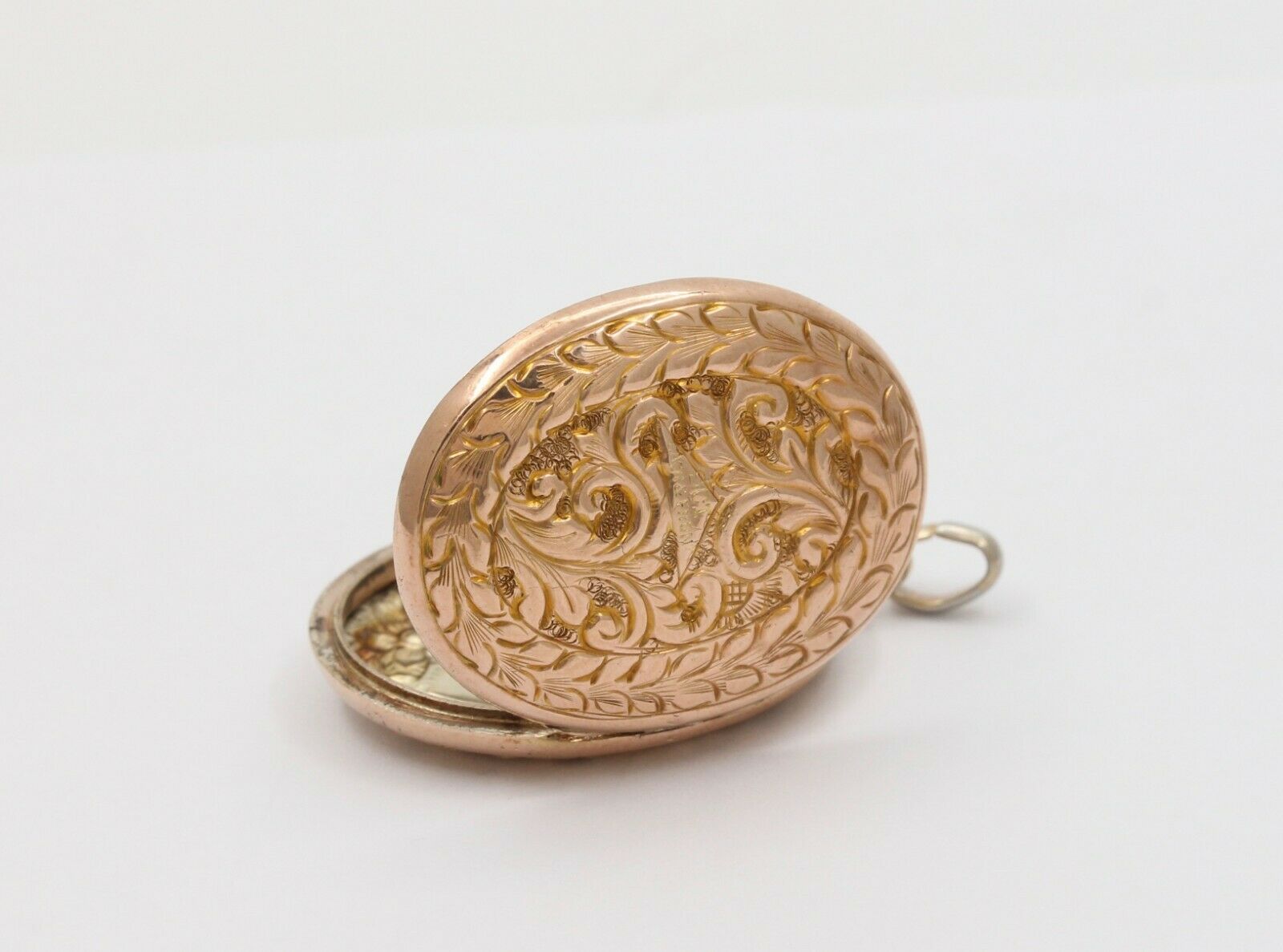 Victorian 10K Yellow Gold Diamond Memorial Locket