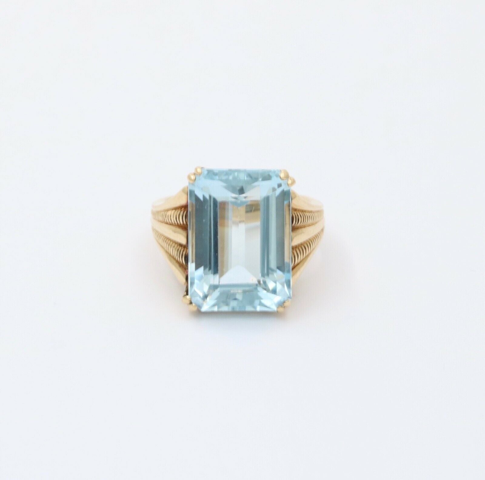 Art Deco Aquamarine 14K Yellow Gold Ring