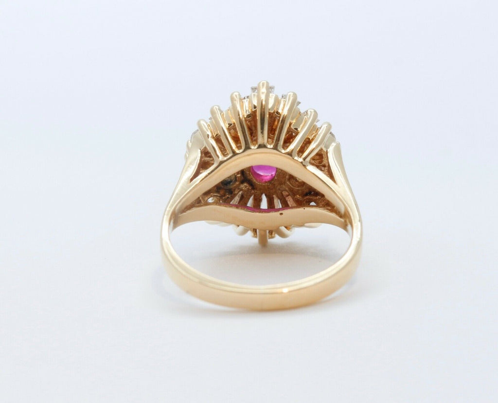 Elegant Ruby Diamonds 18K Yellow Gold Vintage Cluster Ring