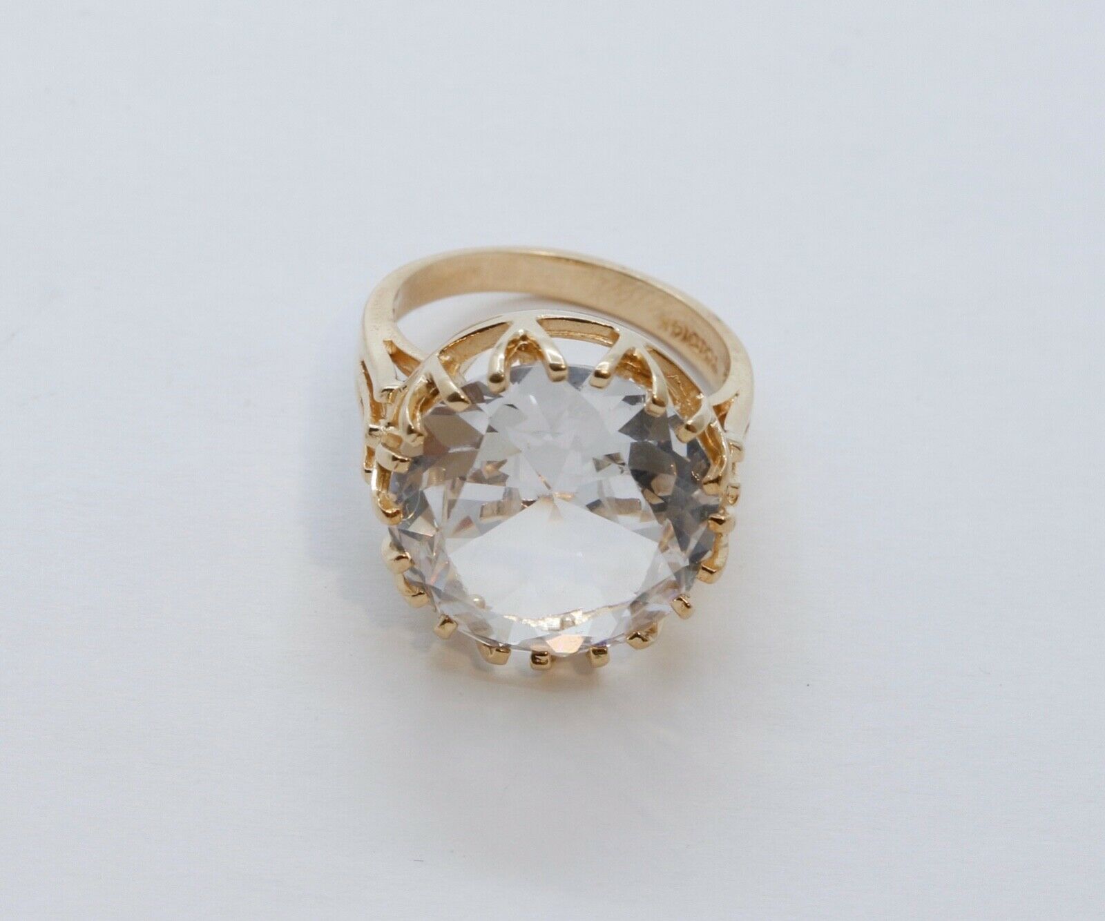 Vintage 14K Yellow Gold Crystal Ring