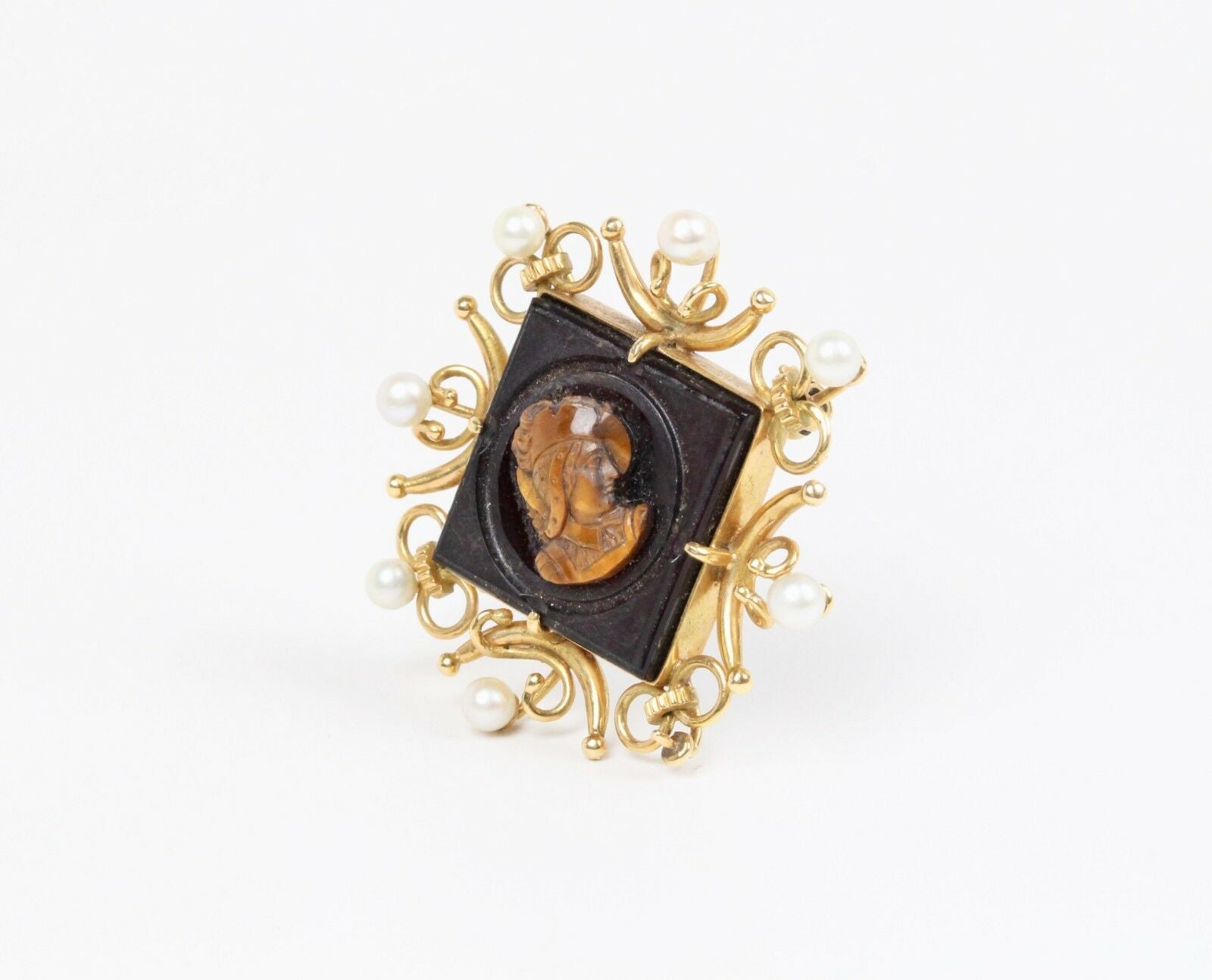 Vintage 18K Yellow Gold Tigers Eye Pearl Carving Brooch