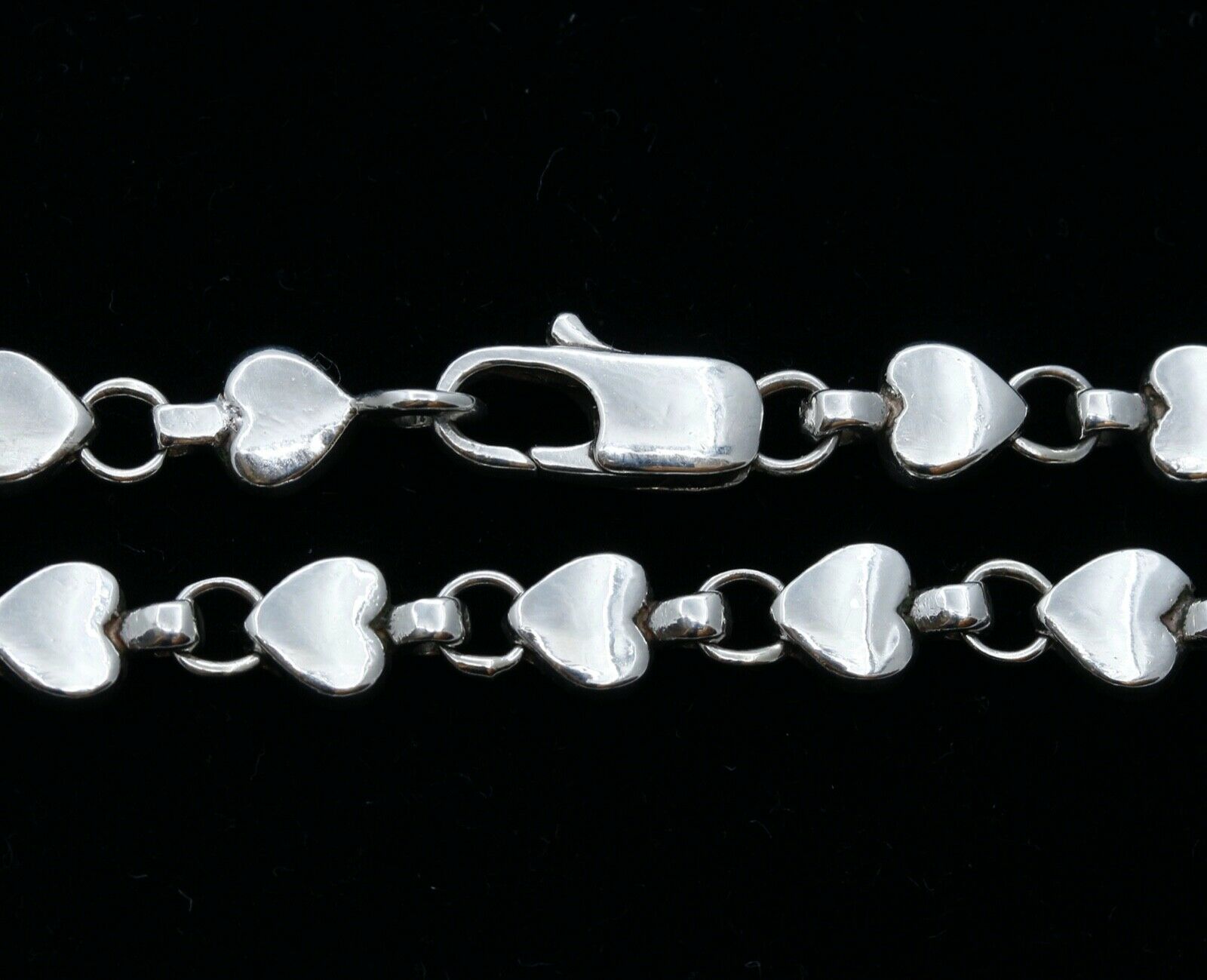 Tiffany and Co Hearts Link 925 Sterling Silver Bracelet