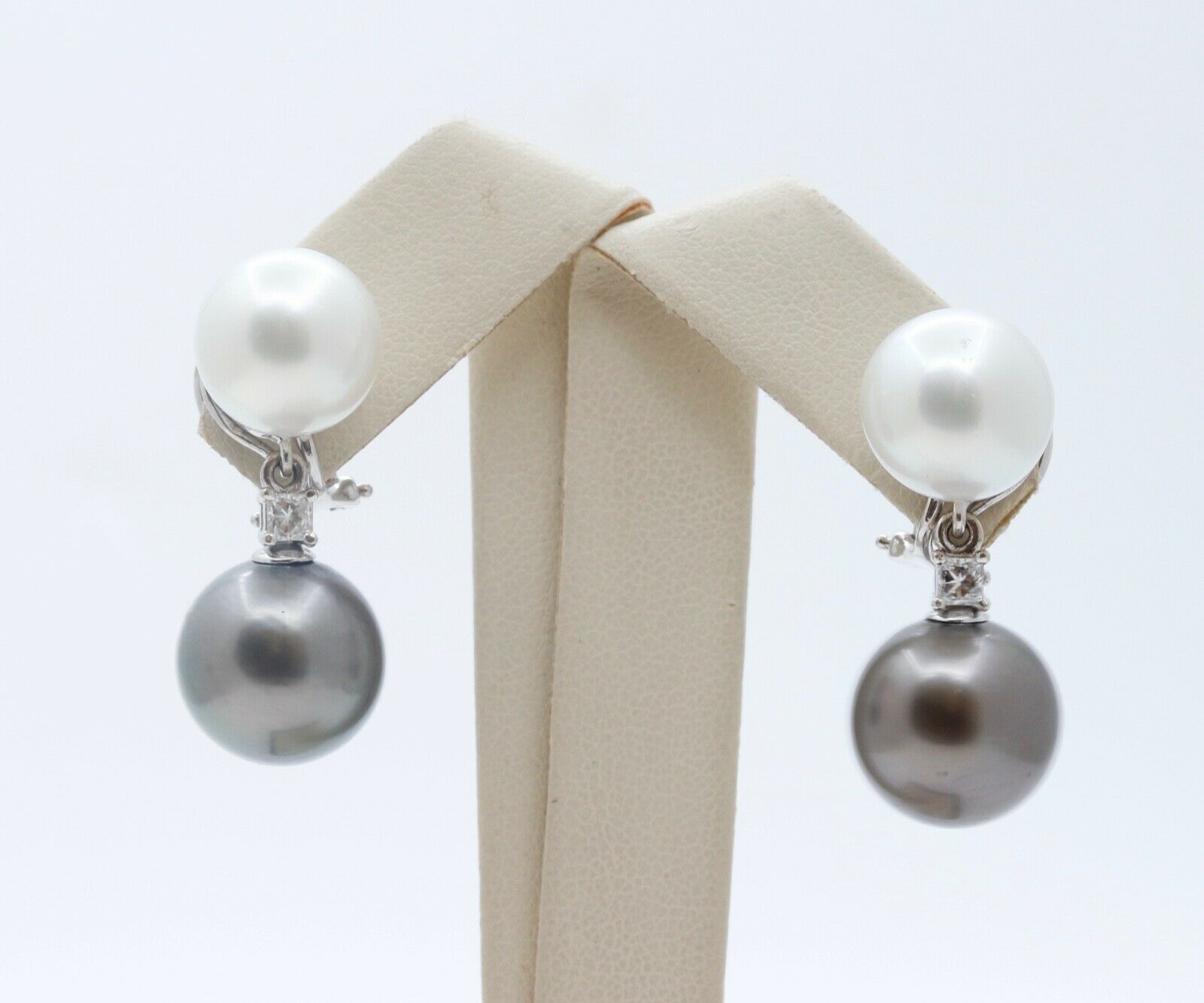 South Sea White and Tahitian Pearls Diamonds 18K White Gold Vintage Earrings
