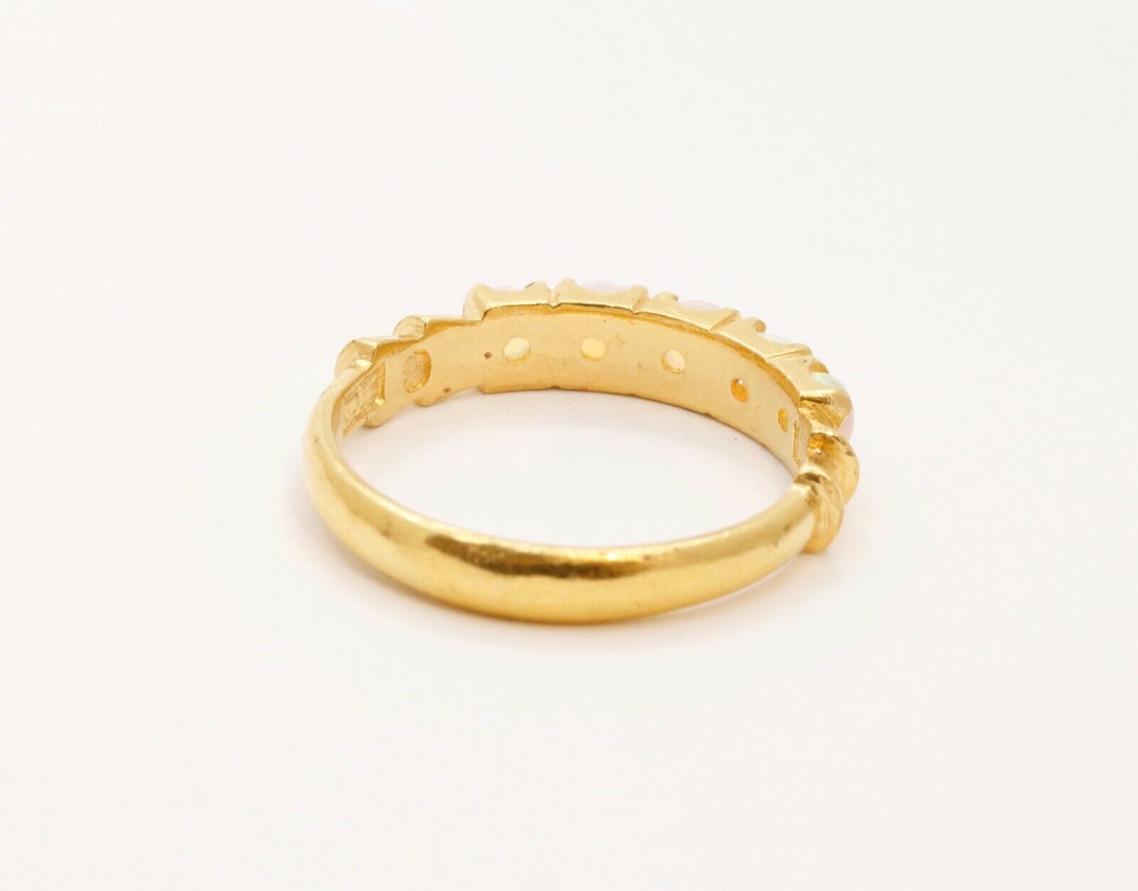 Vintage Ladies Natural Opals 22K Yellow Gold Ring