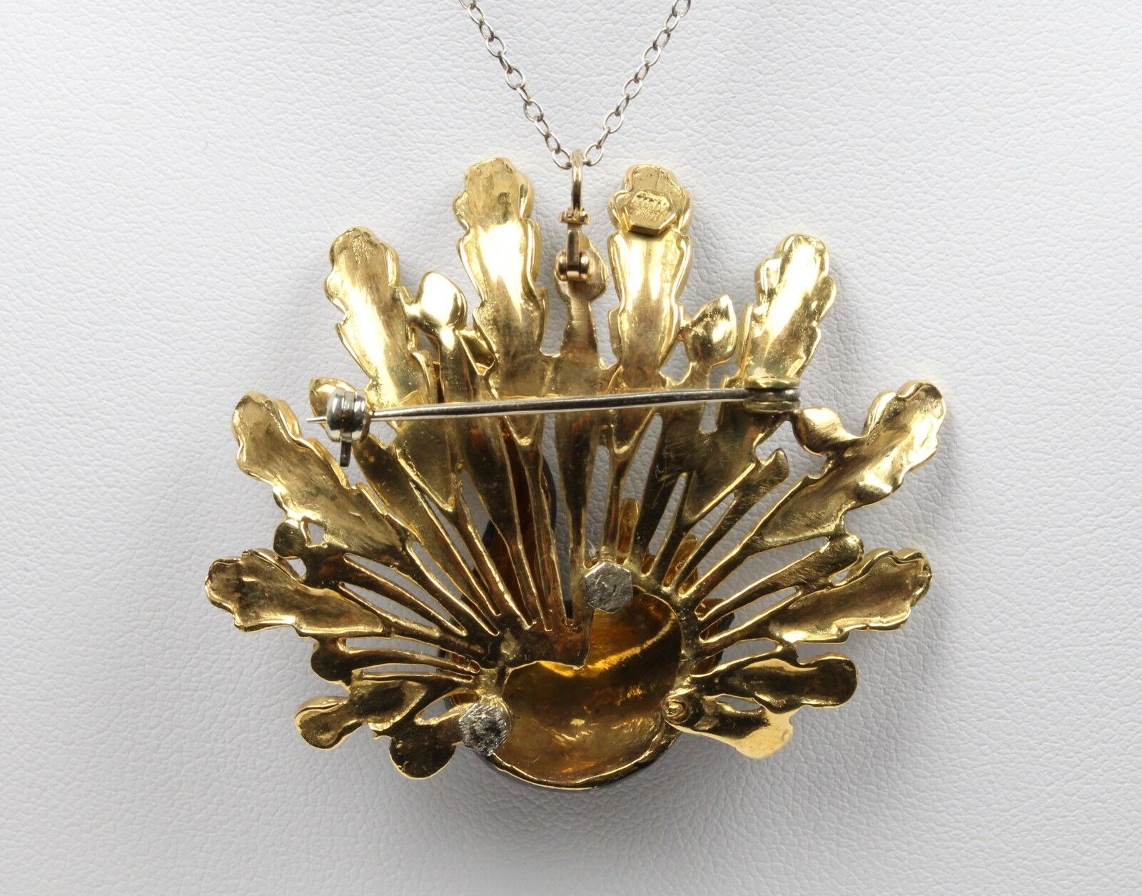 Vintage Ladies Big Beautiful Peacock Pendant Brooch Pin 18K