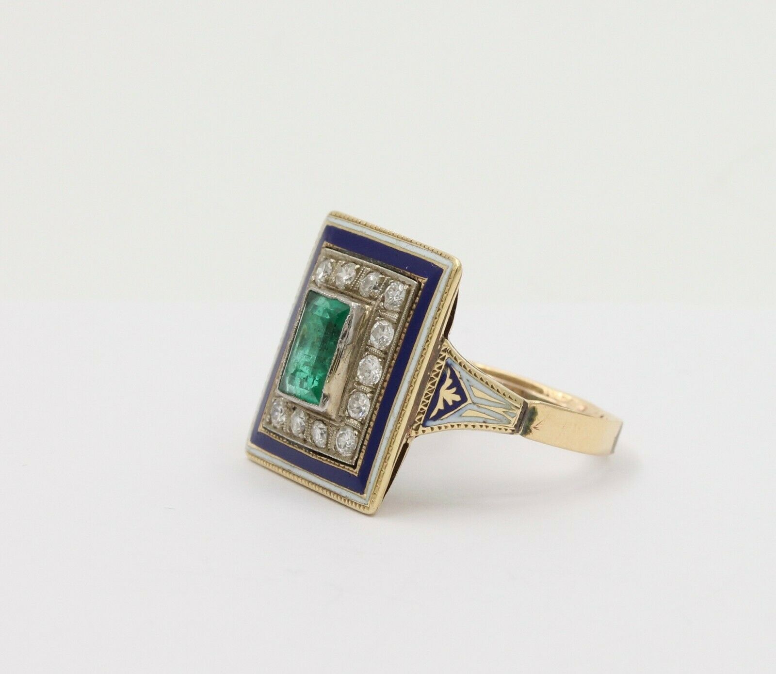 Vintage 14K Yellow Gold Emerald Diamond Enamel Ring