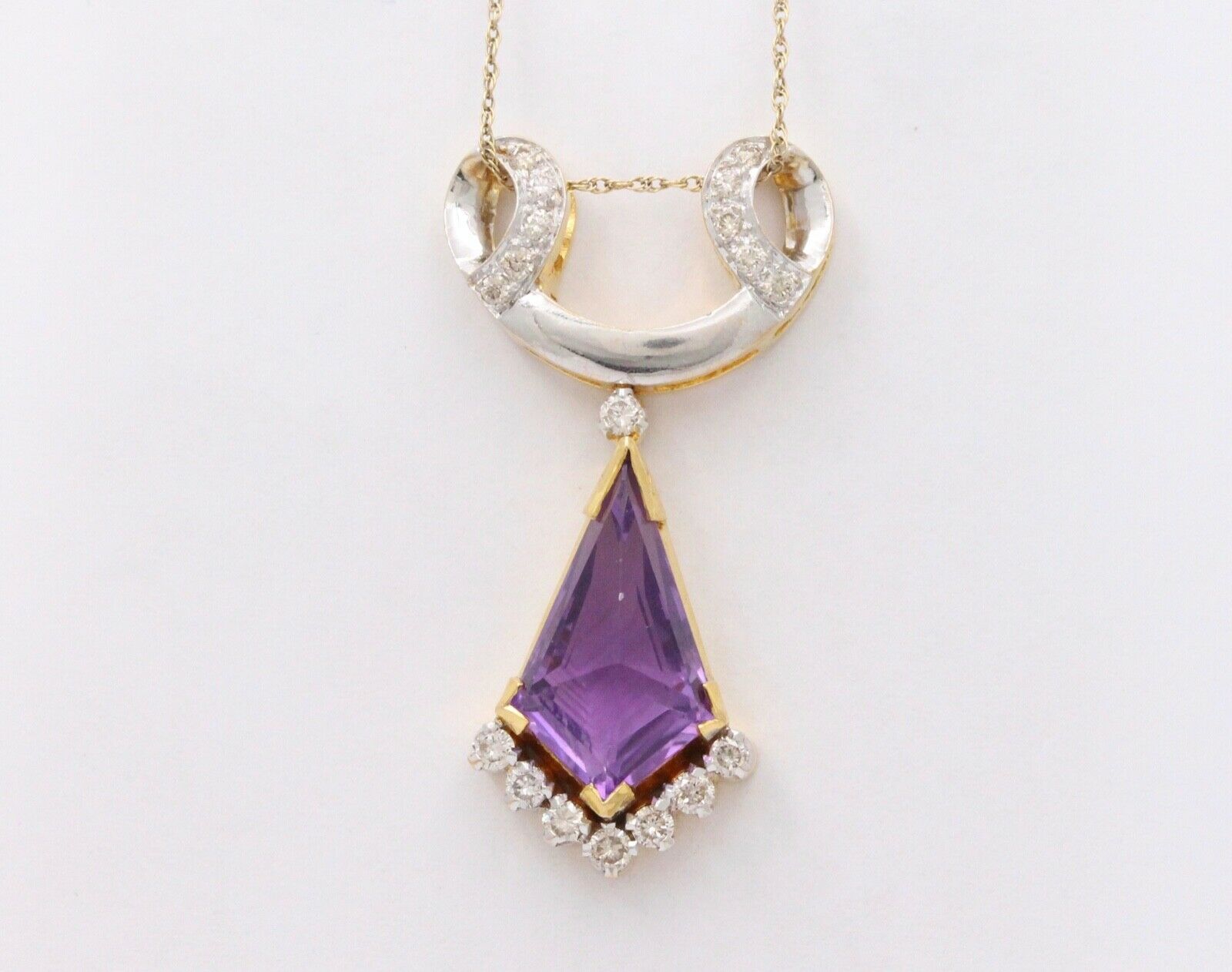 Vintage Geometric Amethyst Diamonds 18K Yellow Gold Platinum Pendant