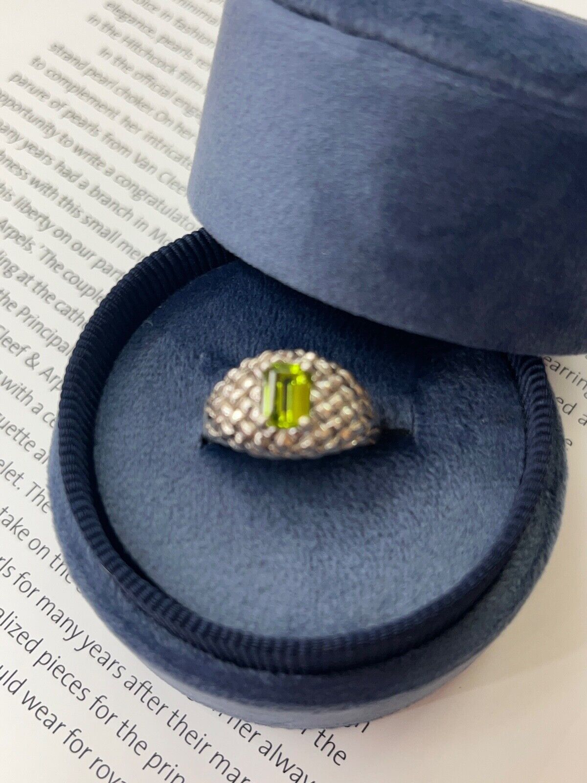 Vintage KABANA Peridot Sterling Silver Ring.