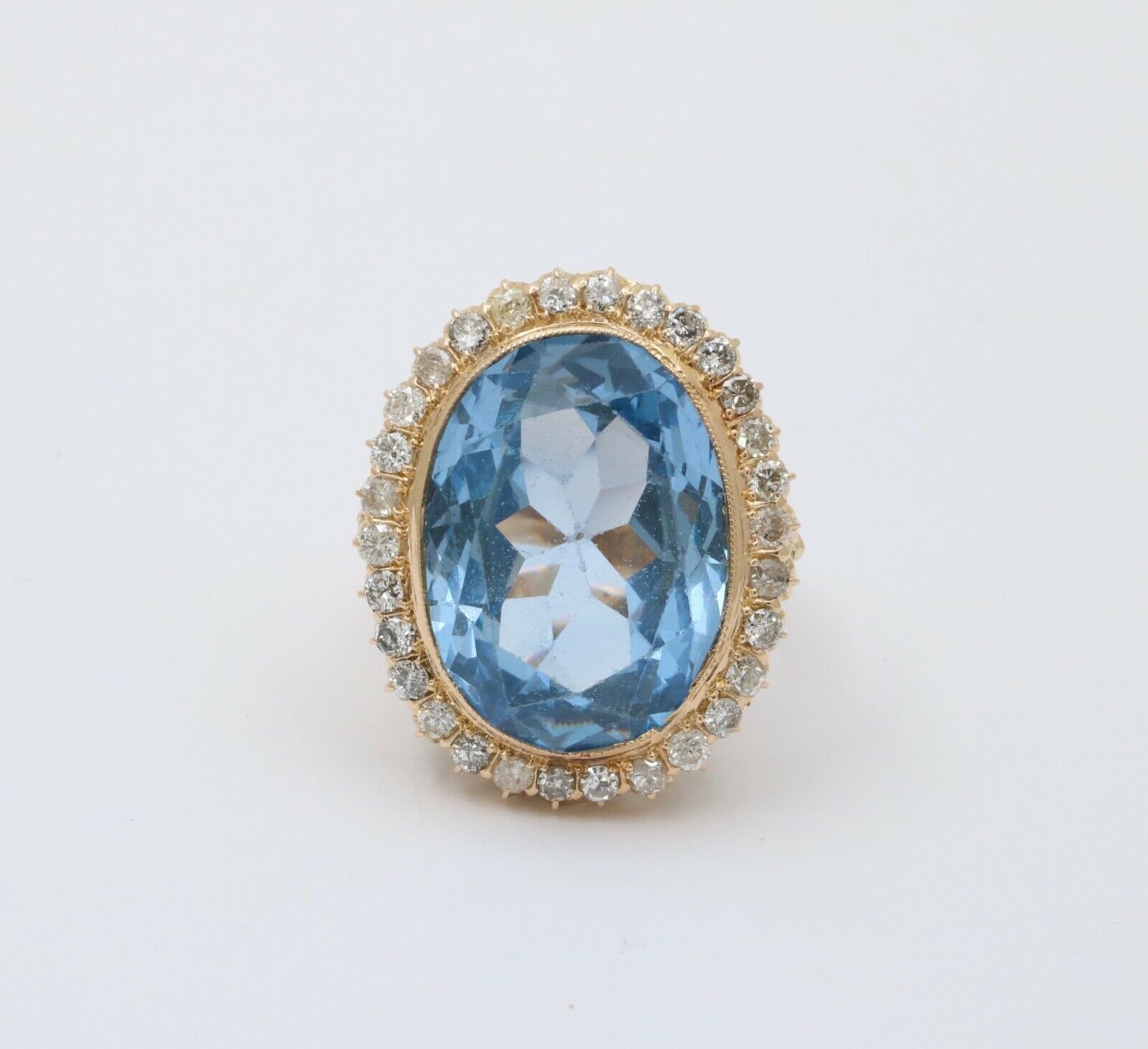 Vintage 24 Carat Blue Topaz Diamonds 14K Yellow Gold Ring