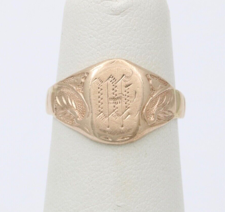 Vintage 10K Yellow Gold Shield & leaf Signet Ring