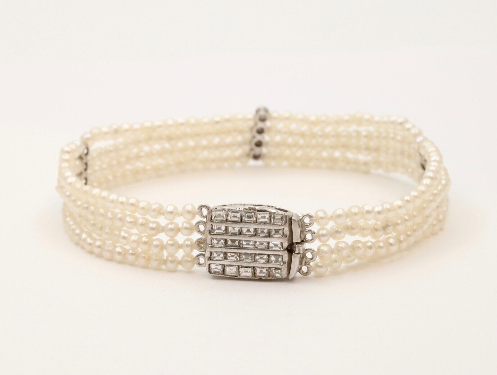 Vintage 14K Gold DIamond Clasp Beaded Pearl Bracelet