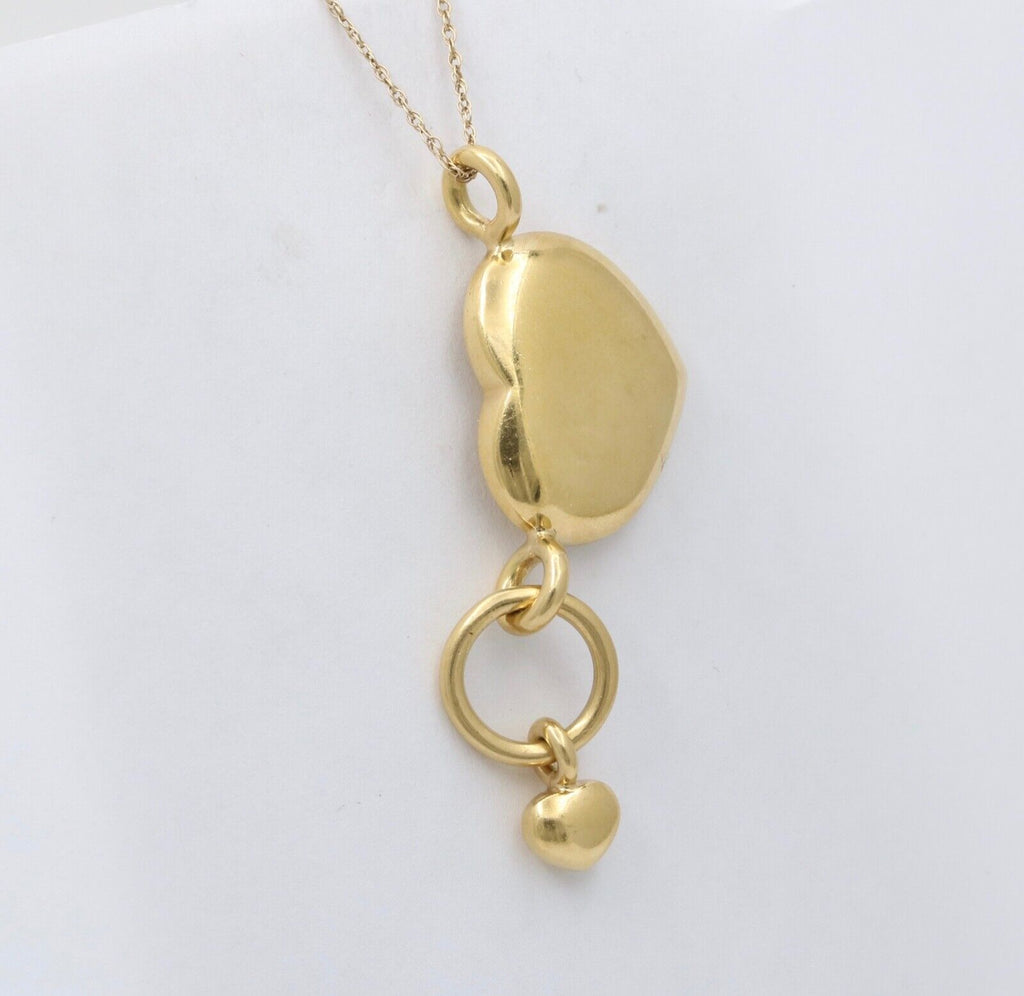 Cool Vintage Hearts 18K Yellow Gold Pendant Charm