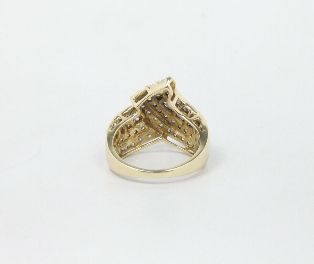 Vintage Ladies Round Baguette Diamonds 10K Yellow Gold Ring