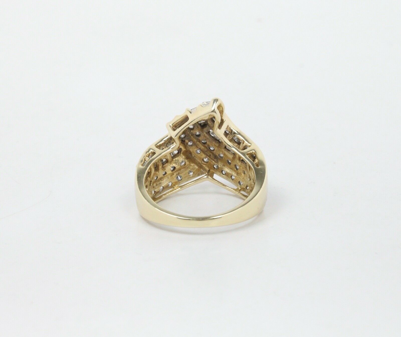 Vintage Ladies Round Baguette Diamonds 10K Yellow Gold Ring
