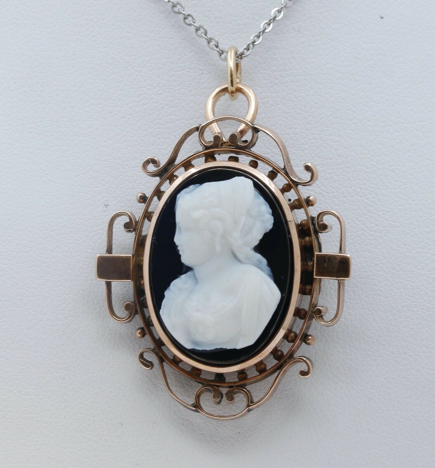 Victorian Cameo 14K Rose Gold Onyx Brooch Pendant Pin