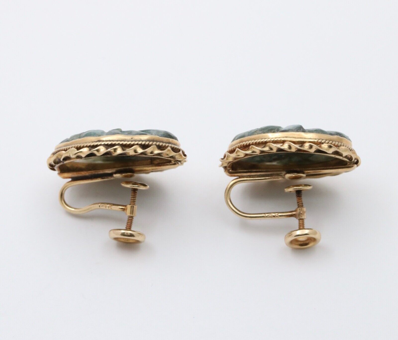 Vintage Carved Jade Flowers 14K Yellow Gold Earrings