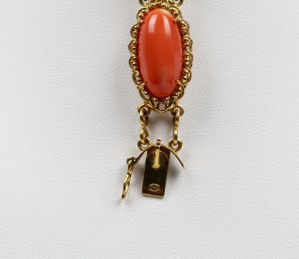 Elegant Vintage Ladies Coral 18K Yellow Gold Bracelet