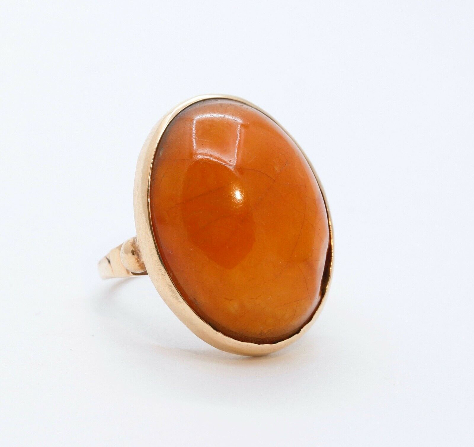 Victorian Ladies Natural Amber 14K Yellow Gold Ring