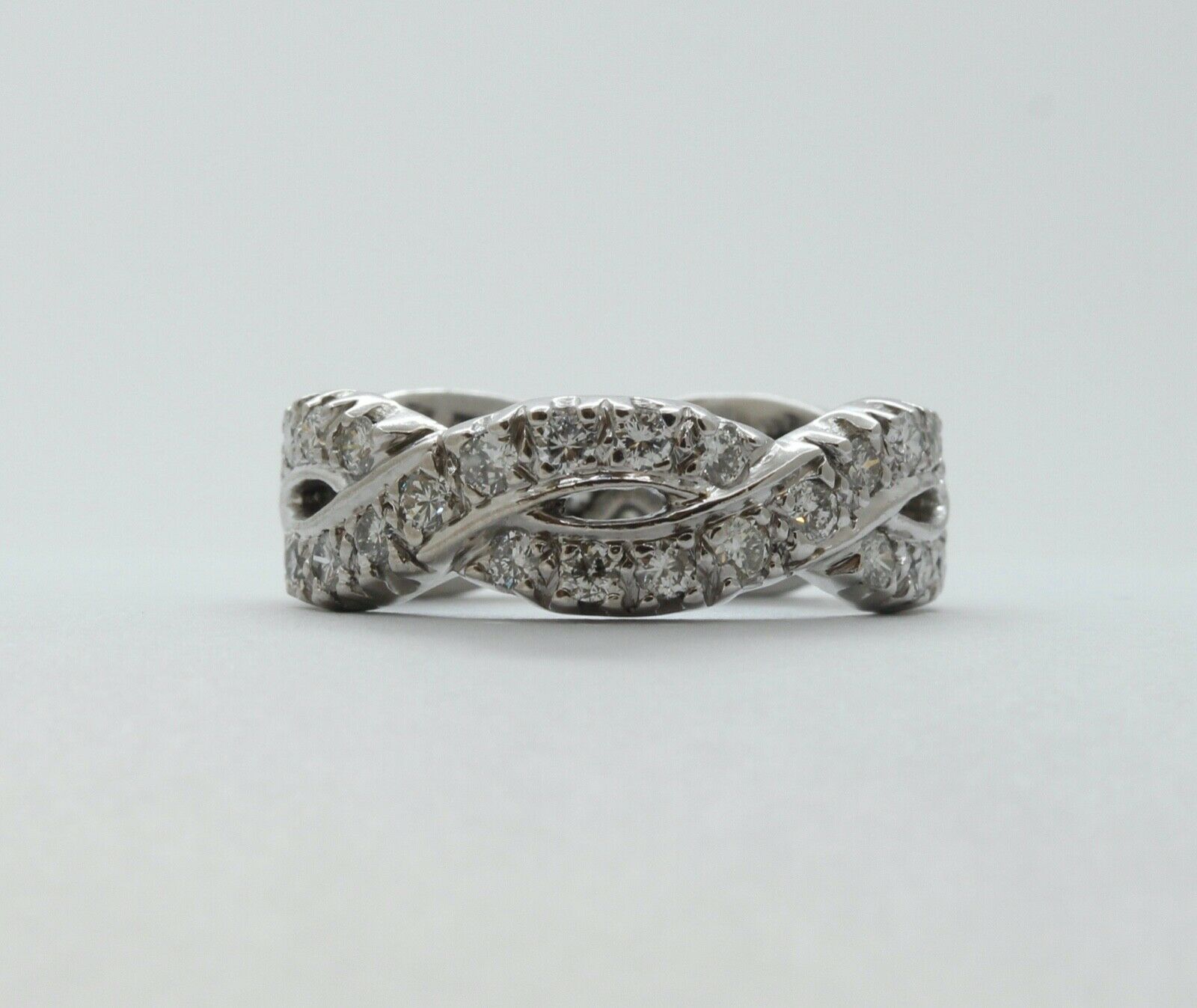 Vintage Ladies Diamonds Platinum Rope Twist Wedding Band Ring