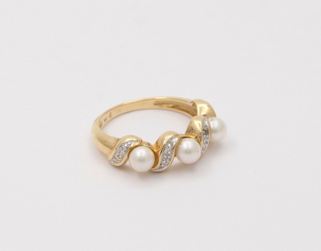 Vintage 14K Yellow White Gold Pearls Diamonds Ring