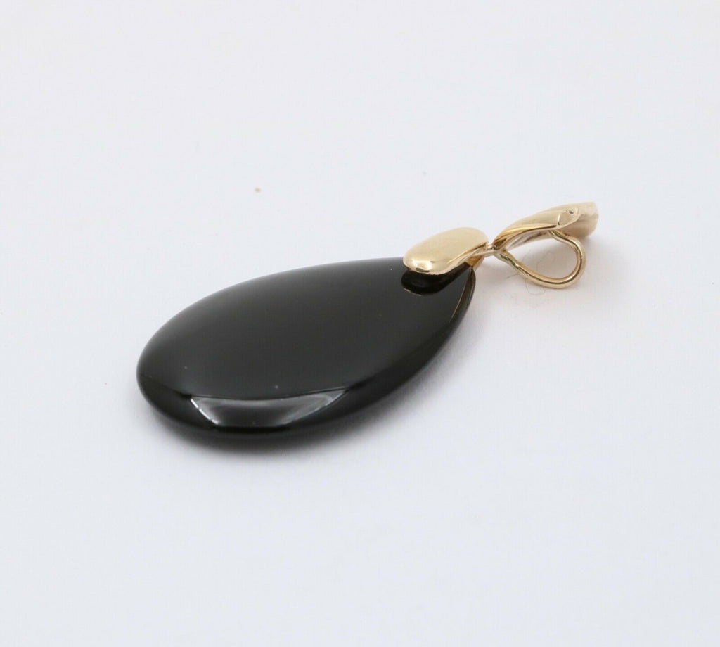 Vintage Oval Onyx 14K Yellow Gold Pendant