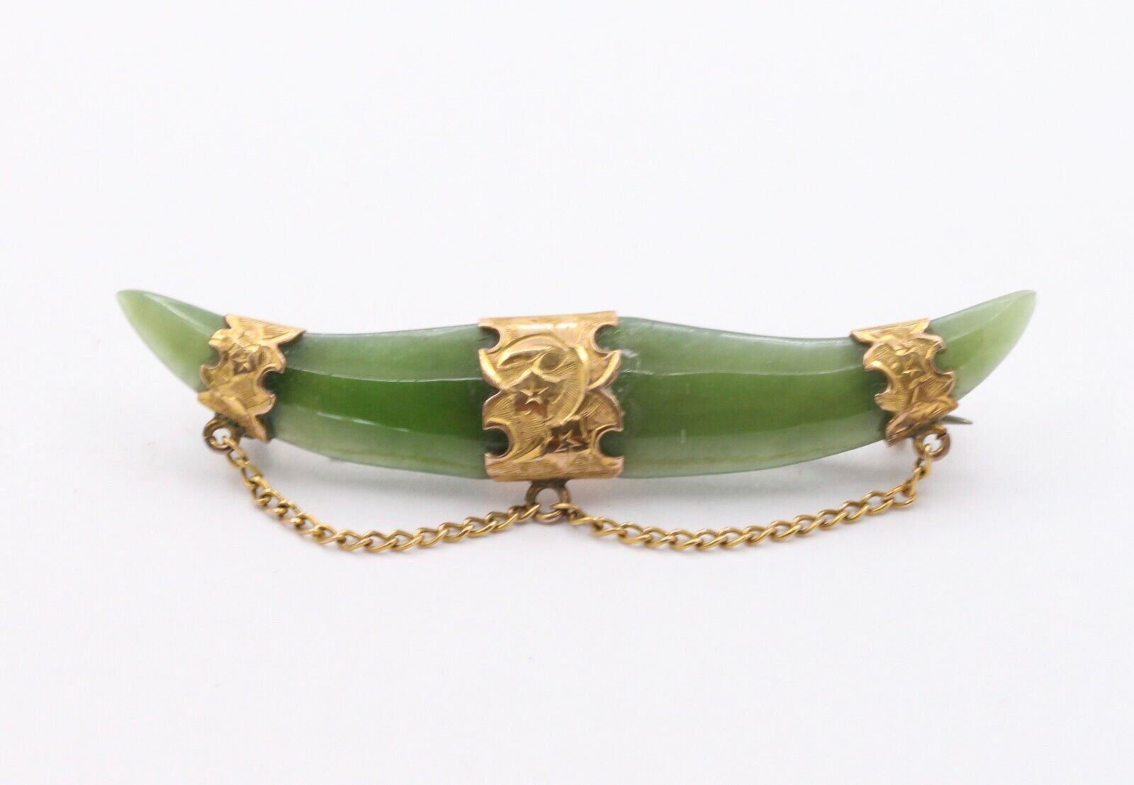 Antique 9K Yellow Gold Crescent Jade Pin