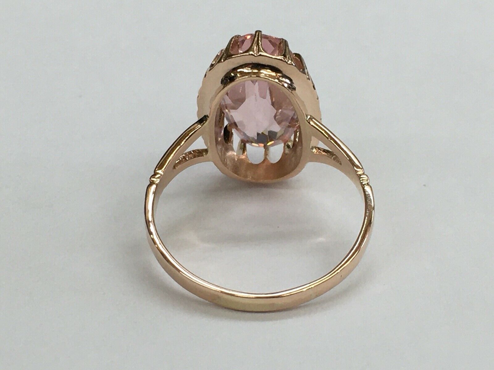 Mystical Vintage Ladies Pink Quartz 14K Rose Gold Ring