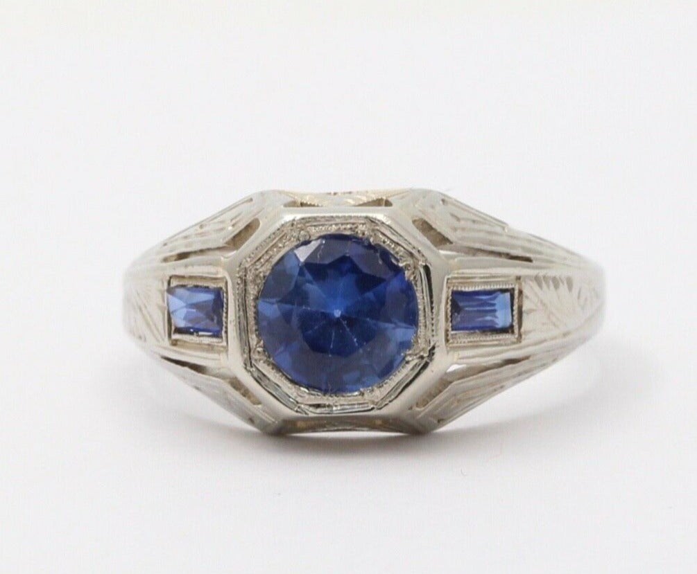 Unique Art Deco Blue Sapphires 18K White Gold Ring