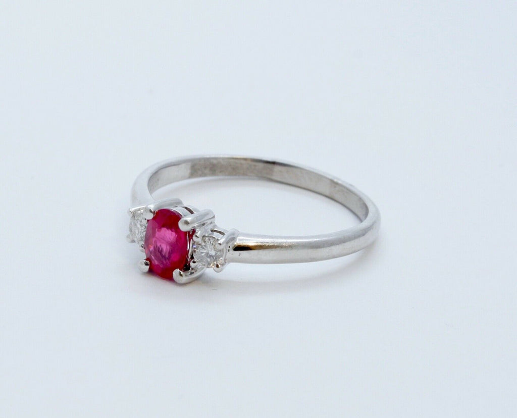 Vintage Natural Ruby Diamonds Platinum Ring