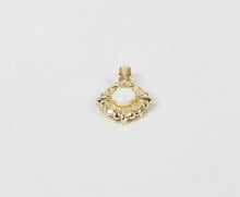 Load image into Gallery viewer, Vintage 14K Yellow Gold Opal Pendant
