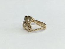 Load image into Gallery viewer, Vintage Ladies 14K Yellow Gold &quot;A&quot; Initial Ring
