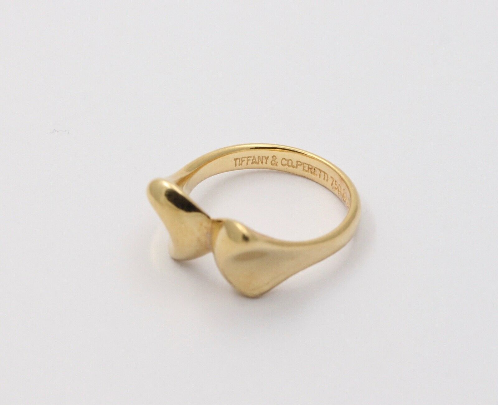 Tiffany and Co Elsa Peretti 18K Yellow Gold Full Hearts Ring