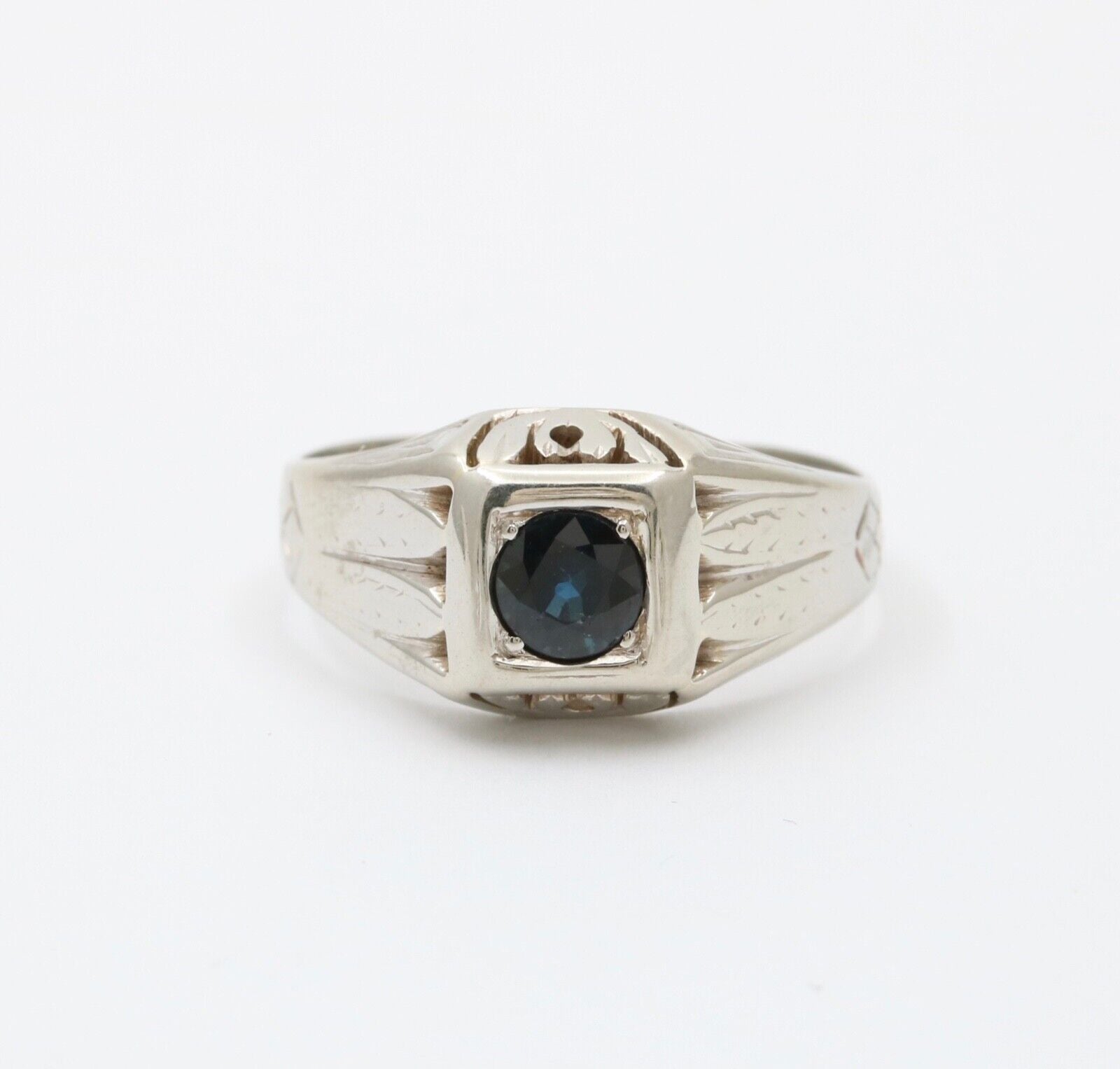 Art Deco Sapphire 14K White Gold Unisex Ring Band