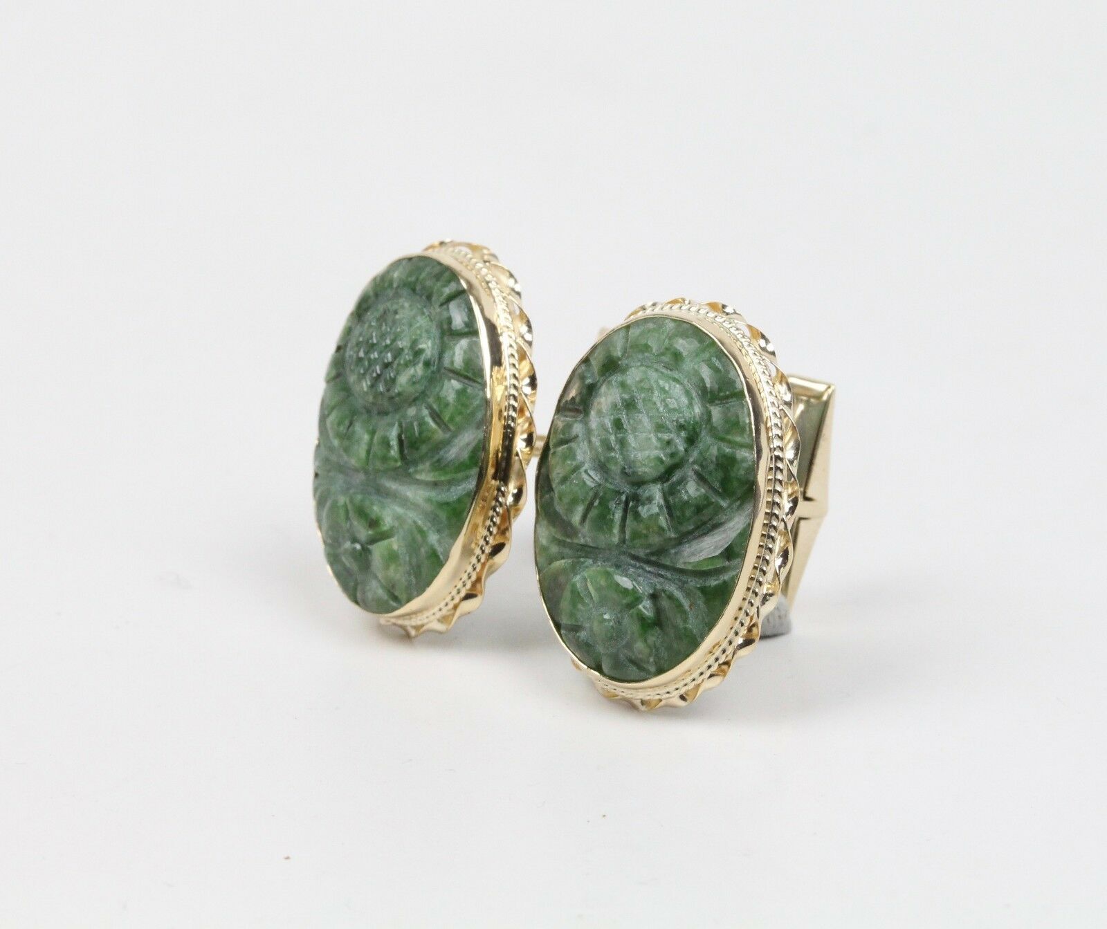 Vintage Men's Jade 14K Yellow Gold Cufflinks